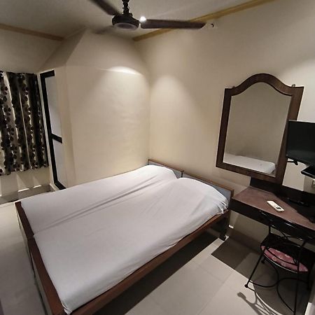 Hotel Rupali Mumbai Exterior photo